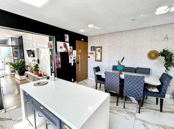 Apartamento · 102m² · 3 Quartos · 1 Vaga · Apartamento cobertura à venda em Guarulhos - 102m², 3 quartos e varanda  Localiz