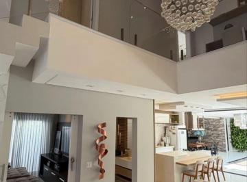Casa · 360m² · 4 Vagas · Casa - Iporanga