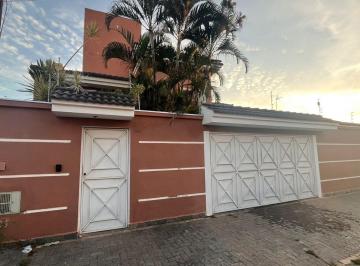 Casa · 4 Quartos · 6 Vagas · Sobrado 4 quartos - Jardim Prestes de Barros