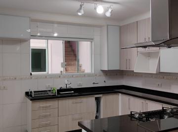 Casa de 3 quartos, Guarulhos · Sobrado Alto Padrão na Vila Rosália - Pronto para Morar
