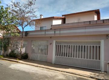 Casa de 6 quartos, São Paulo · Casa a venda na Vila São Francisco, 6 dormitórios, 500 m2, Localização nobre SP