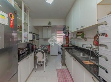 Apartamento de 3 quartos, Porto Alegre · Apartamento de três dormitórios e vaga em frente á Praça