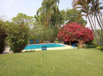 Casa de 2 quartos, Jandira · Casa térrea em terreno plano, estilo rústico. 2 suites e piscina. Nova Higienópolis, Jandira