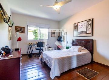 Localizada no charmoso bairro de Cerqueira César, em São Paulo, esta casa oferec · Casa à Venda - Pinheiros, 5 Quartos, 350 m2