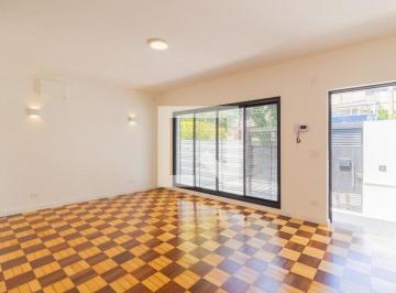 Localizada no charmoso bairro Jardim Vera Cruz, em São Paulo, esta casa oferece · Casa à Venda - Sumaré, 4 Quartos, 170 m2