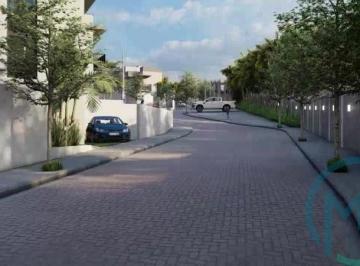 Casa · 82m² · 3 Quartos · 2 Vagas · Casa em Condomínio à Venda em São Roque-SP no Jardim Flórida, 3 Quartos, 1 Suíte