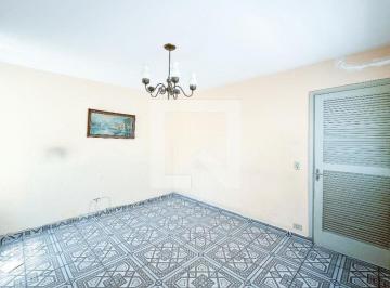 Localizada na charmosa Vila Anglo Brasileira, esta espaçosa casa de 300 metros q · Casa à Venda - Vila Romana, 3 Quartos, 300 m2