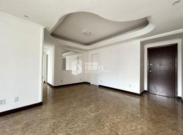 Apartamento de 3 quartos, Salvador · Apartamento locação de 3/4, 1 suite + dependência e 2 garagens na Pituba