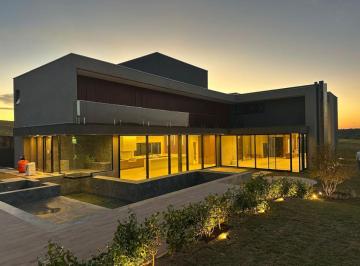 Casa de 6 quartos, Piedade · Casa Nobre Nova Mobiliada Automatizada Ar Condicionado Situada No Condominio Porto Fino Piedade