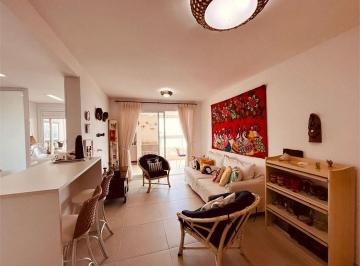 eb21f9a8f29eb650042072ed5b4724c346c9677b · Apartamento Residencial à venda, Jardim Virginia, Guarujá - AP1313.