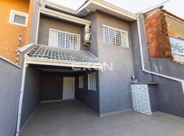 Casa · 151m² · 3 Quartos · 3 Vagas · Sobrado com 3 Quartos Sendo 1 Suite à Venda no Guabirotuba