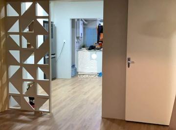 Apartamento · 115m² · 3 Quartos · Apartamento à venda - em Carvoeira