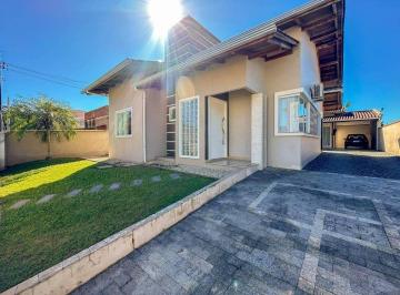 Casa · 361m² · 3 Quartos · 2 Vagas · CASA COM SUÍTE + 2 QUARTOS, NEREU RAMOS