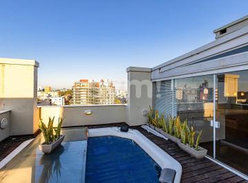 Deck piscina andar superior · Apartamento à venda - na Água Verde