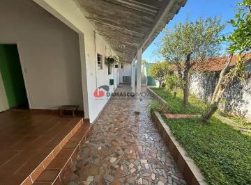 Casa · 245m² · 4 Quartos · 2 Vagas · Casa em Osvaldo Cruz