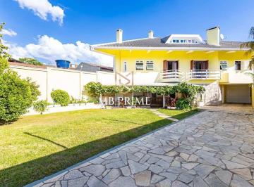 04507eb3c0e6b8d292b5bfd35ce1a.jpeg · Casa de frente pra rua,com 4 Quartos 1 suite,São Lourenço-Curitiba/PR