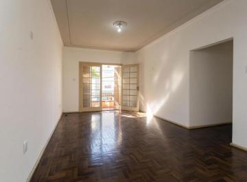 Apartamento · 93m² · 3 Quartos · 1 Vaga · Amplo Apartamento de 3 Dormitórios com Sacada e Garagem na Av. Protásio Alves