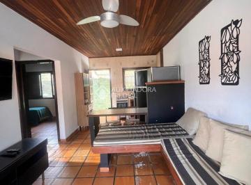 Casa · 51m² · 2 Quartos · 1 Vaga · Casa de dois dormitório em condomínio no Porto da Lagoa.