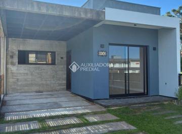 Casa · 95m² · 2 Quartos · Excelente oportunidade de casa térrea em Garopaba/SC