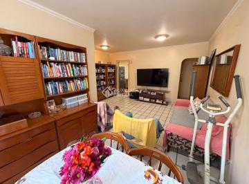 Apartamento · 99m² · 3 Quartos · 1 Vaga · Apartamento amplo no Centro de Florianópolis, com potencial para divisão em 2 unidades