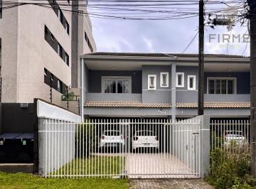 5348416530.jpg · Sobrado Único no Novo Mundo com Amplo Quintal e vaga para 4 Carros                                  