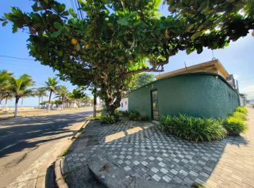 Casa de 3 quartos, Mongaguá · Sobrado Frente Mar com Lote Inteiro e Vista Definitiva | Mongaguá