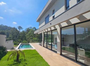 Casa · 370m² · 4 Quartos · 4 Vagas · Casa Nova e Semi-mobliada a Venda no Residencial Itahyê
