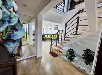 Apartamento · 208m² · 4 Quartos · 2 Vagas · Cobertura à venda em Mongaguá, Centro, com 4 quartos, com 208.17 m², Golden Village