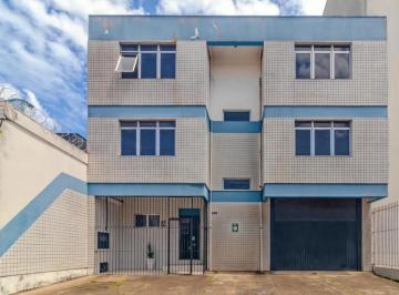 Casa · 717m² · 3 Vagas · Prédio Residencial em São Geraldo