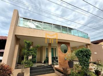 6ed3d622-862a-4139-81dc-f70d725eaf54.jpg · VENDA COM EXCLUSIVIDADE Casa com 2 lotes e 4 suítes no Condomínio Alto de Pinheiros