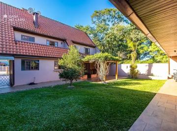 4406053_0.jpg · Casa com 390m² e um lindo jardim com edícula e churrasqueira no Xaxim