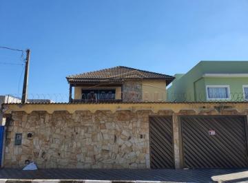 Casa · 312m² · 4 Quartos · 1 Vaga · AMPLO SOBRADO COM 4 QUARTOS (2 SUÍTES), 6 VAGAS PARQUE SANTA ROSA SUZANO