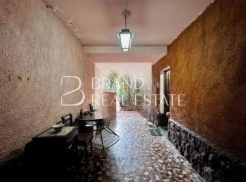 Casa · 325m² · 3 Quartos · 1 Vaga · Casa à venda no Brooklin Paulista com 325 m² de terreno, excelente potencial para reforma!