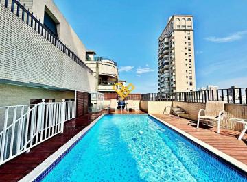 Piscina · Cobertura Duplex 4 Quartos a Venda em Santos - Sp