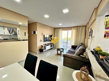 Sala · Apartamento 2 dormitórios (1 suíte) em Santos – Marapé | Pinheiro Machado | 77m² | 1 vaga