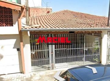 Casa · 148m² · 5 Quartos · 2 Vagas · Casa no Jardim Satélite - 5 quartos / 3 WC´s / 2 vagas
