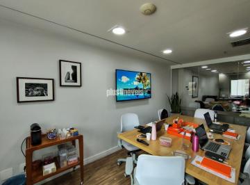Comercial · 88m² · 3 Vagas · Conjunto comercial para venda em Cerqueira César, 88m²