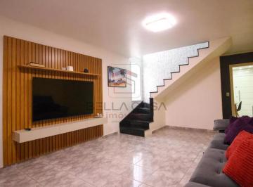 Casa · 135m² · 3 Quartos · 2 Vagas · Sobrado em Ótima Localização