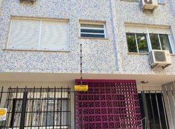 Apartamento · 77m² · 2 Quartos · Térreo com 2 Pátios no Bom Fim