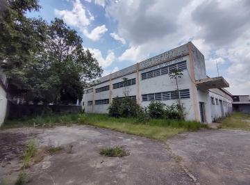 fachada · Imóvel industrial com 1.600 m² construídos, estrutura pronta para operações de alto desempenho.