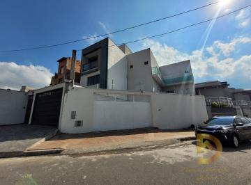 Casa · 200m² · 4 Quartos · 3 Vagas · Casa Sobrado em Laranjeiras, Caieiras | 4 Dormitórios