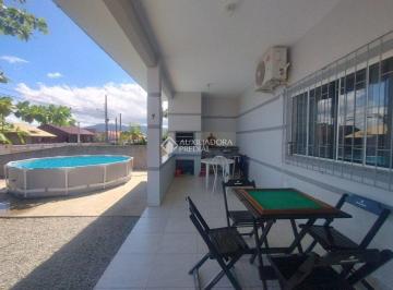 Casa · 127m² · 4 Quartos · 3 Vagas · Casa com terreno amplo na Praia do Sonho