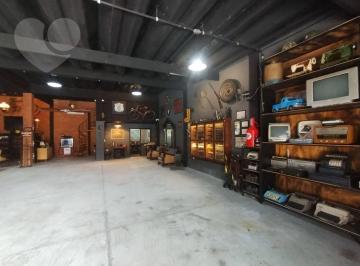 287dbd7fb9eea0dc8e408d18bbdd66f1f522c69f · Galpão à venda, 260 m² por R$ 690.000,00 - Itaipu - Niterói/RJ