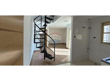 Apartamento · 76m² · 2 Quartos · 1 Vaga · "Alugue um Duplex Sofisticado em Santana, São Paulo"