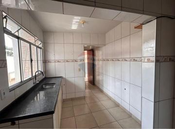 Casa · 3 Quartos · 1 Vaga · Casa Térrea  para alugar com 3 quartos 1 suíte- Bairro Vila gato  em Bragança Paulista