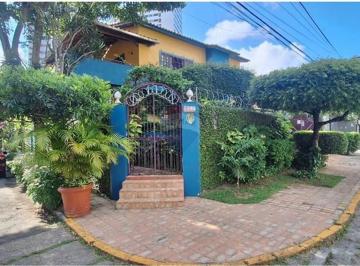 Casa · 153m² · 4 Quartos · 4 Vagas · Casa à Venda na Tamarineira - Casa duo totalmente independentes