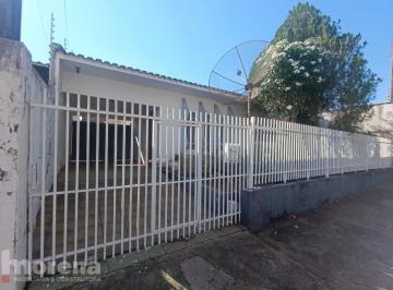 Casa · 135m² · 3 Quartos · Residência Padrão