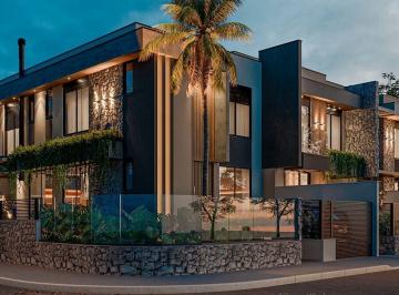 Casa · 162m² · 3 Quartos · 2 Vagas · Casa Alto Padrão no Parque São Jorge !