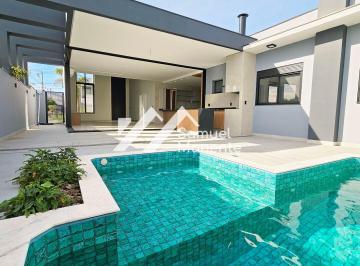 Casa · 240m² · 3 Quartos · 6 Vagas · Térrea espaçosa