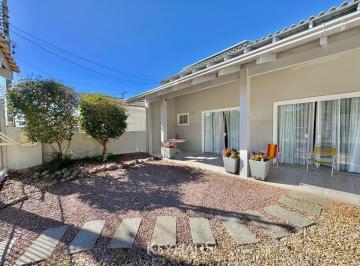 Casa · 339m² · 3 Quartos · 3 Vagas · Casa 03 dormitórios | Fazenda - Itajaí